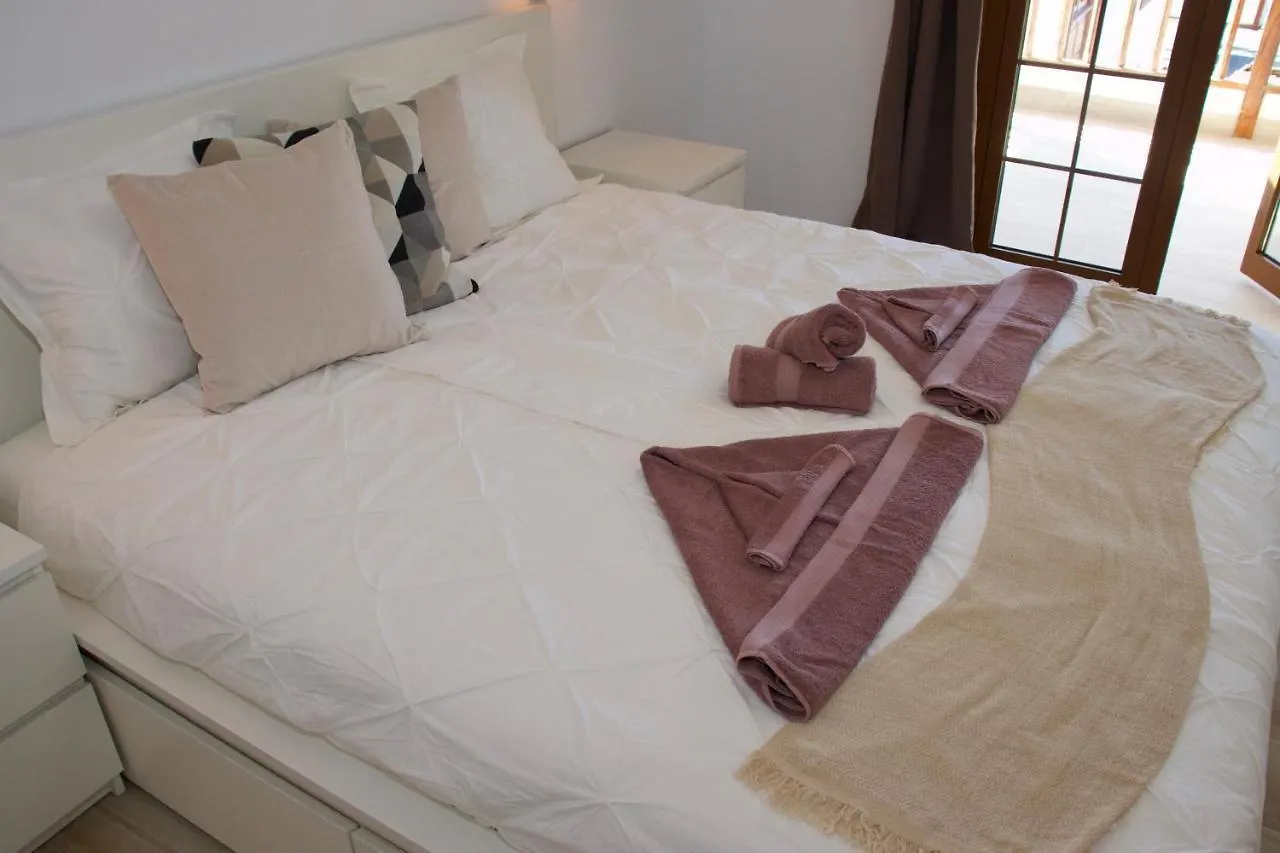 Luxury Beachfront Ocean View Acantilado de los Gigantes Apartman