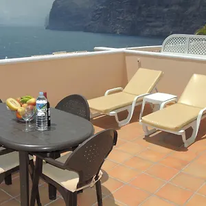 Romantic Retreat With Marine View Apartamento